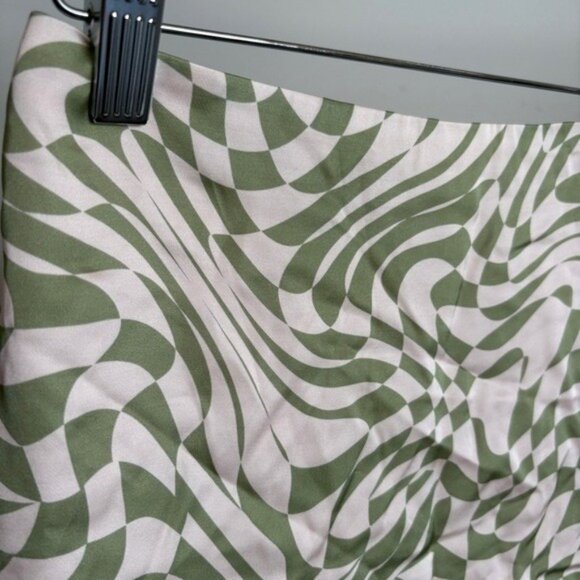 NWT Green and Pink For Love And Lemons “Aiko” Mini Skirt Sz Small - Picture 8 of 10